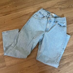 Abercrombie & Fitch 90s Straight Ultra High Rise Jean